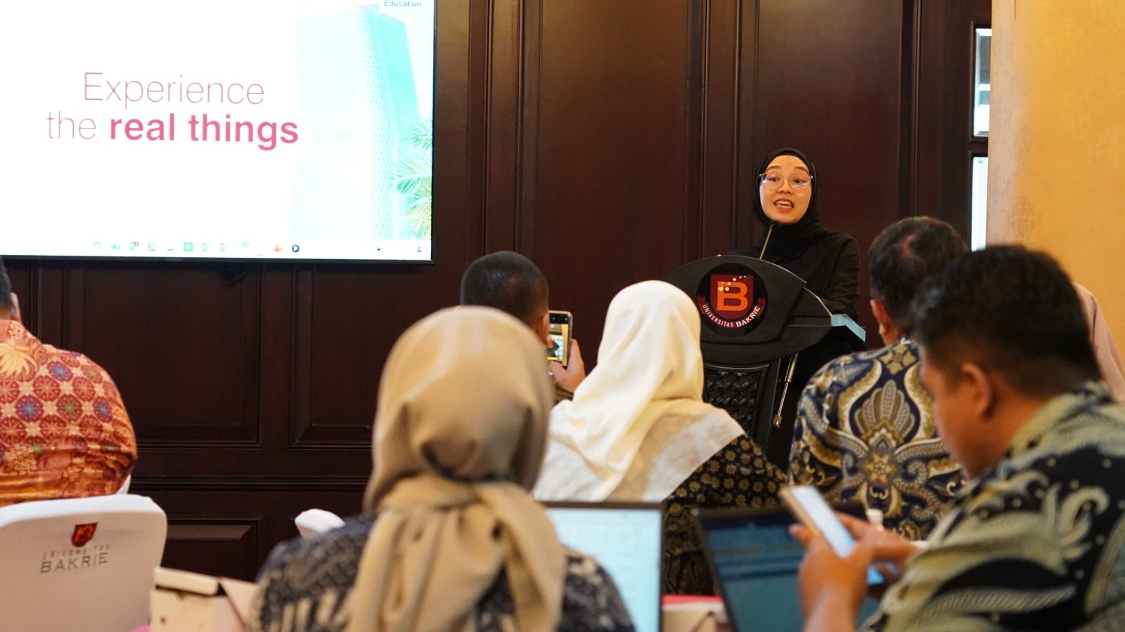 BENCHMARKING SPMI UPM KE UNIVERSITAS BAKRIE (11)