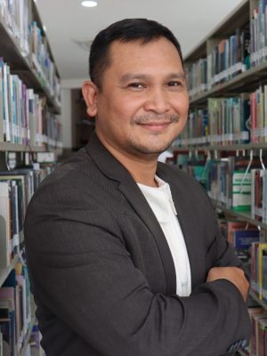 Emil Radhiansyah, S.IP, M.Si Emil Radhiansyah, S.IP, M.Si