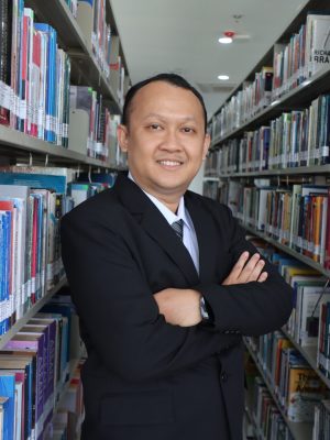 Prof. Dr. Ahmad Azmy, S.E., M.M
