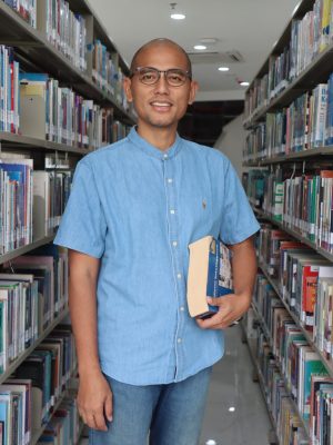 Rambo Anzhar Moersid, S.Sn., M.Sn Rambo Anzhar Moersid, S.Sn., M.Sn