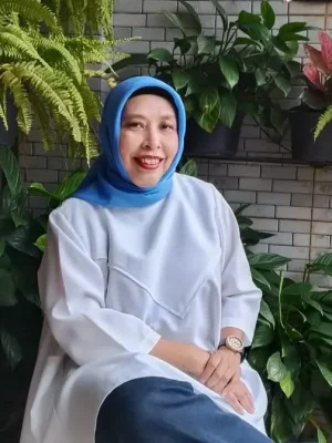Atika Budhi Utami, M.I.K Atika Budhi Utami, M.I.K